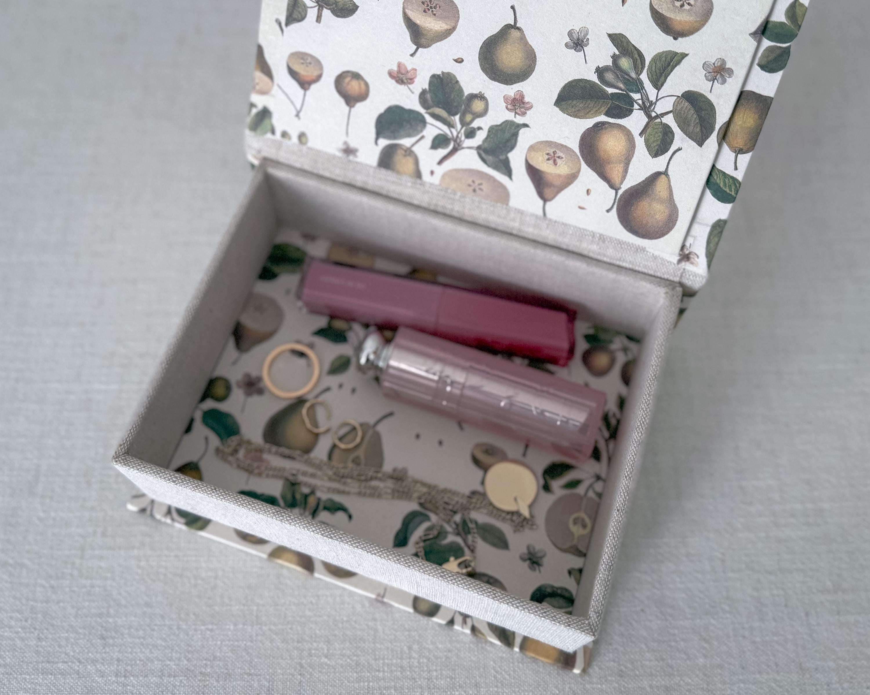 Botanical Pear Keepsake Box