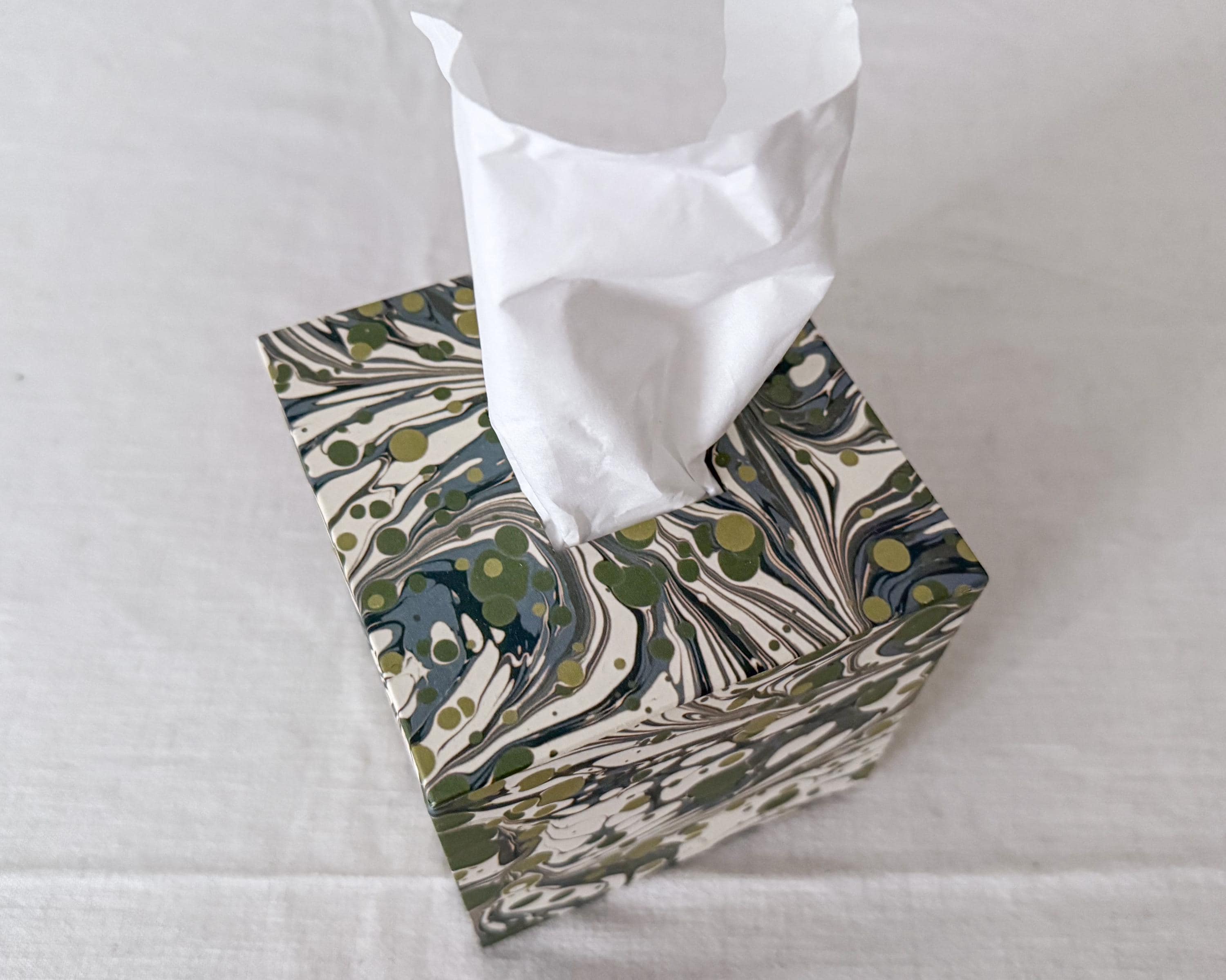 Marbled Tissue Box Cover