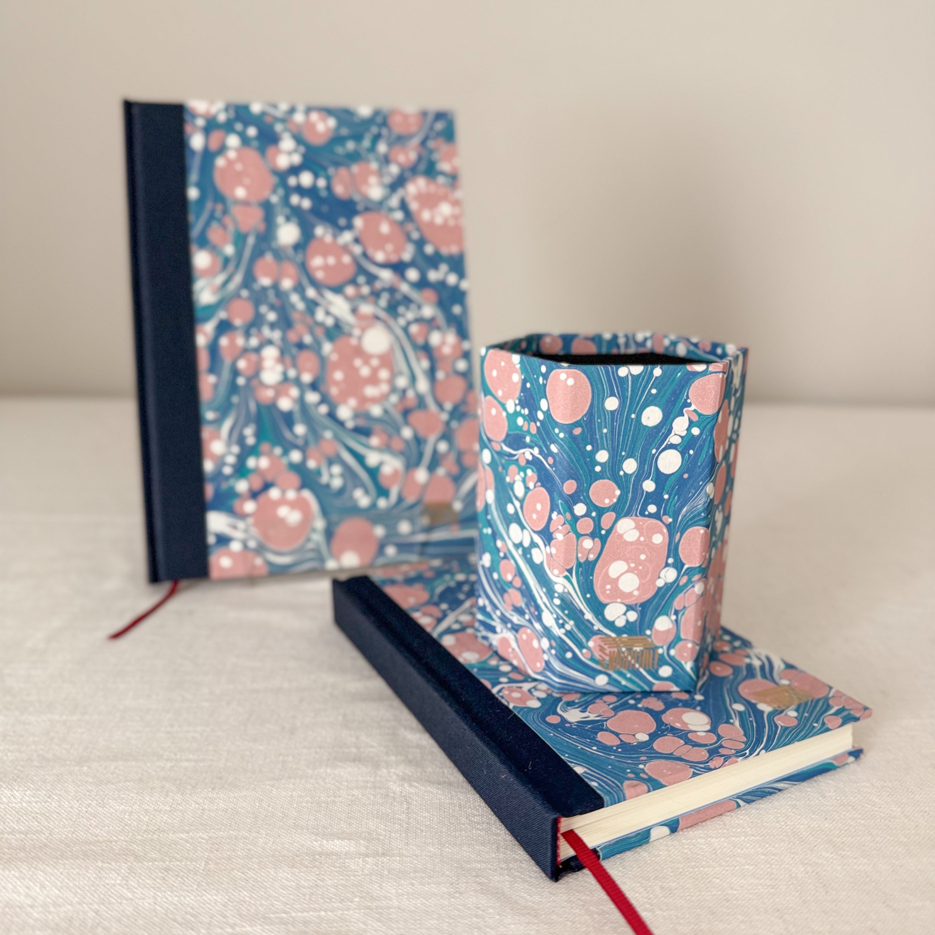 Marbled Hexagonal Pen Pot