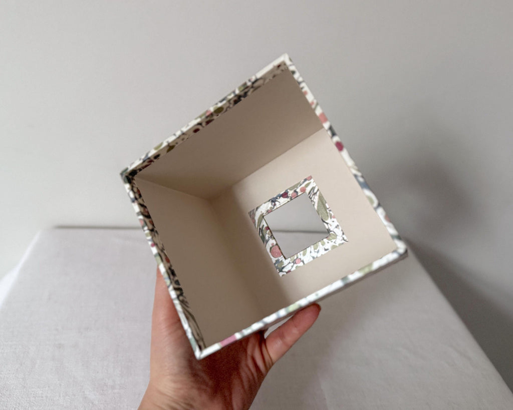 Marbled tissue box cover open base view – Making SAGAK